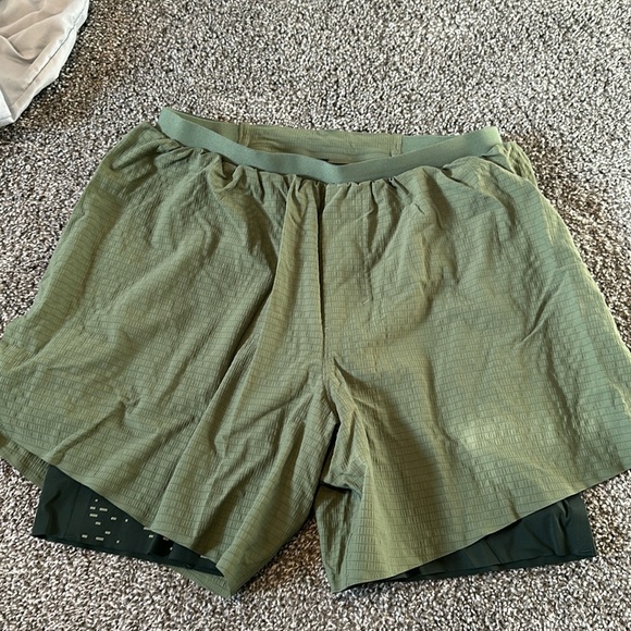 NWOT surge lined short special edition 6” - Picture 1 of 3